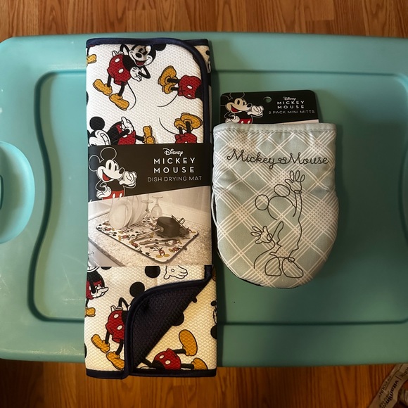 Disney Mickey Mouse Kitchen Set Drying Mat & Mini Mitts - Picture 1 of 1